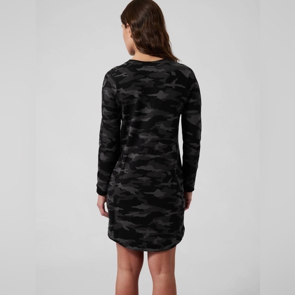 Athleta Camo Balance Dress Size XS - Picture 2 of 12